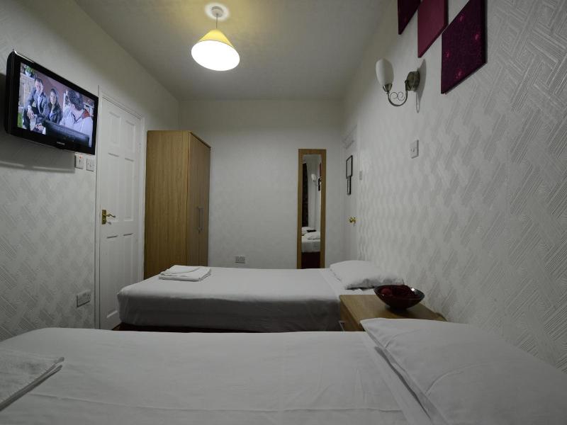 Park Hotel Ilford image