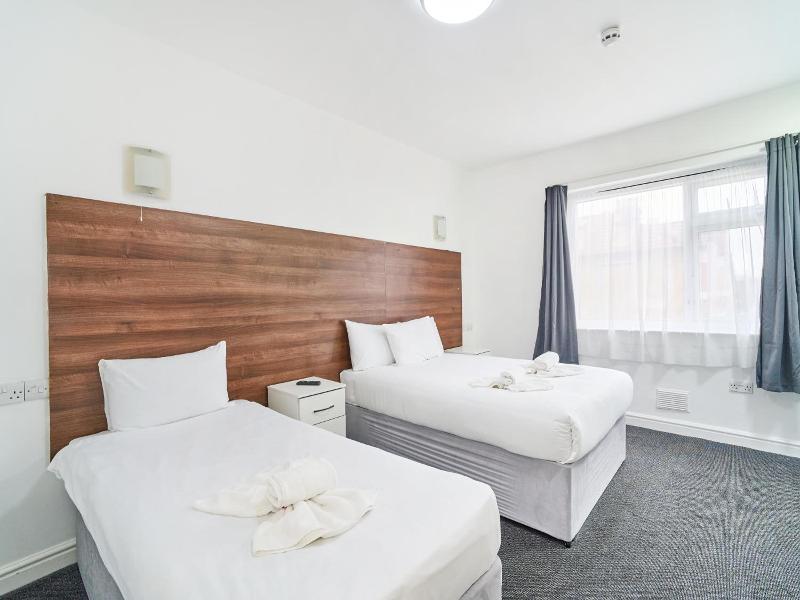 Park Hotel Ilford image