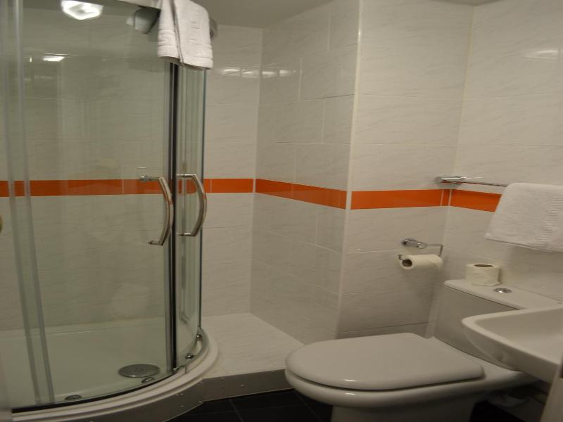 Park Hotel Ilford image
