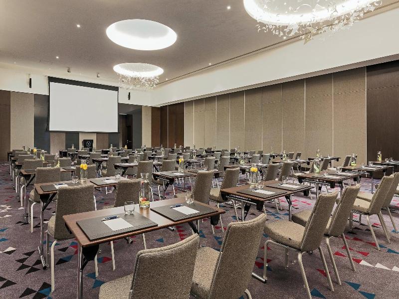 Sheraton Grand Tbilisi Metechi Palace image