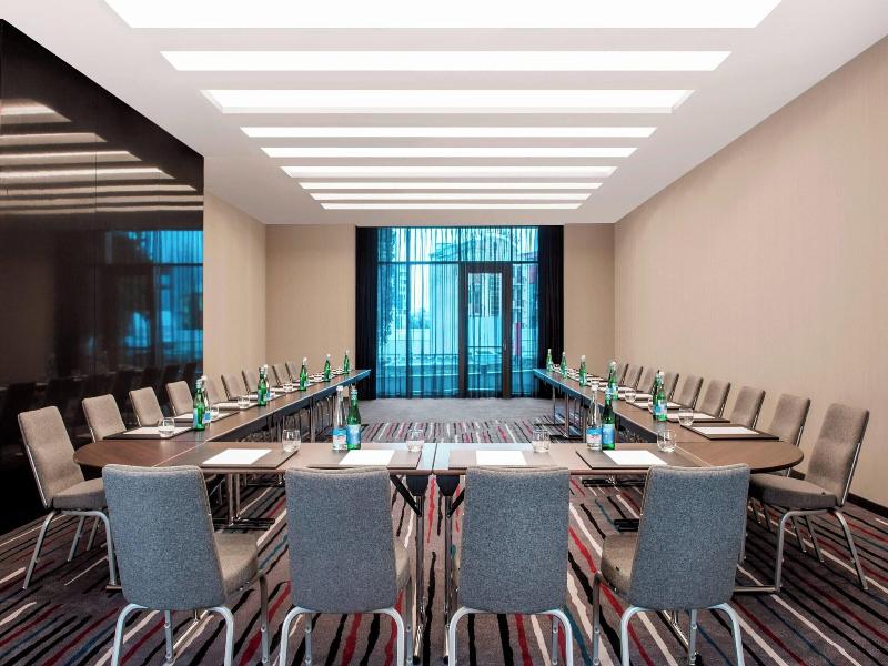 Sheraton Grand Tbilisi Metechi Palace image