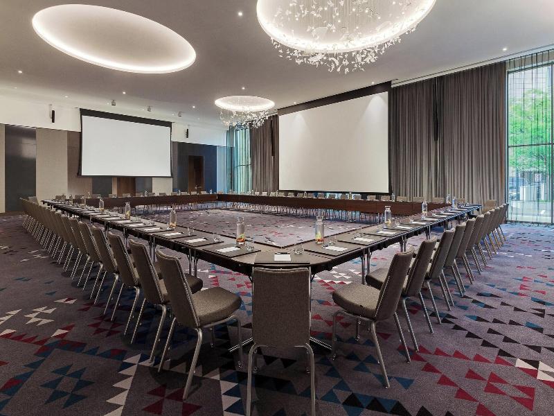Sheraton Grand Tbilisi Metechi Palace image