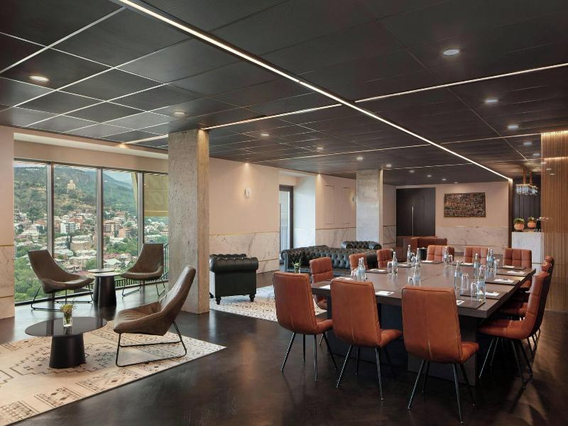 Sheraton Grand Tbilisi Metechi Palace image