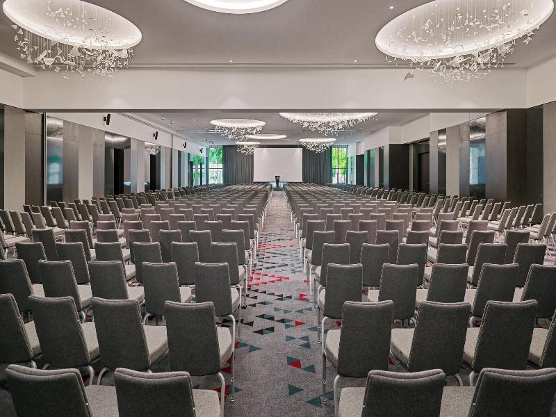 Sheraton Grand Tbilisi Metechi Palace image