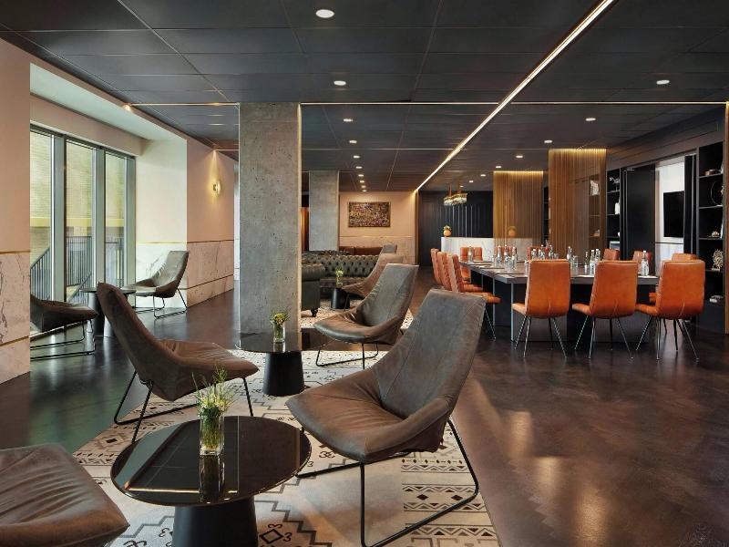 Sheraton Grand Tbilisi Metechi Palace image