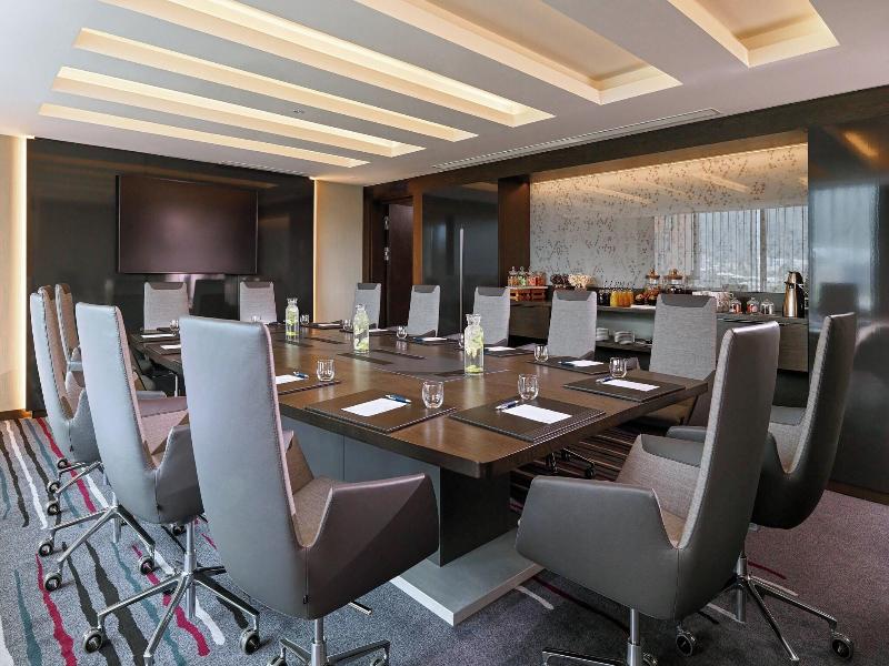 Sheraton Grand Tbilisi Metechi Palace image