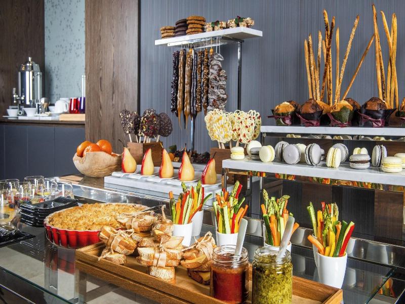 Sheraton Grand Tbilisi Metechi Palace image