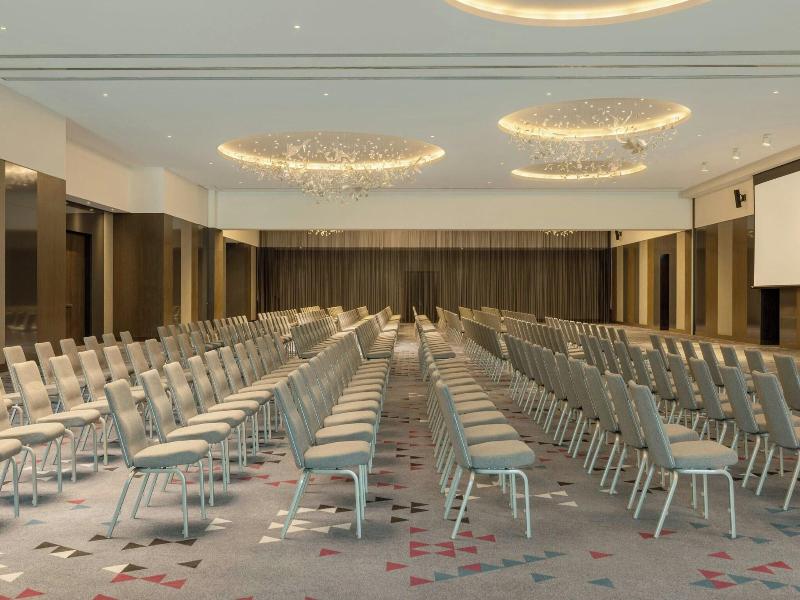 Sheraton Grand Tbilisi Metechi Palace image