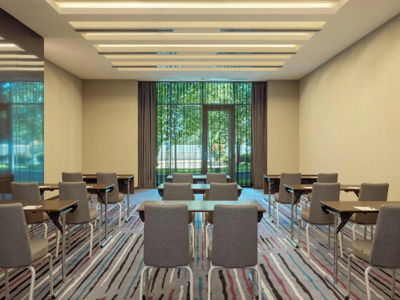 Sheraton Grand Tbilisi Metechi Palace image