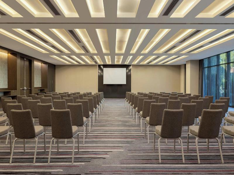 Sheraton Grand Tbilisi Metechi Palace image