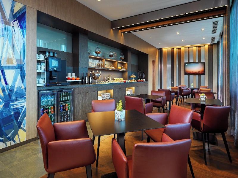 Sheraton Grand Tbilisi Metechi Palace image
