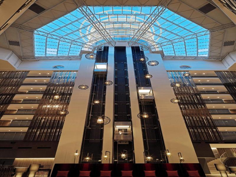 Sheraton Grand Tbilisi Metechi Palace image