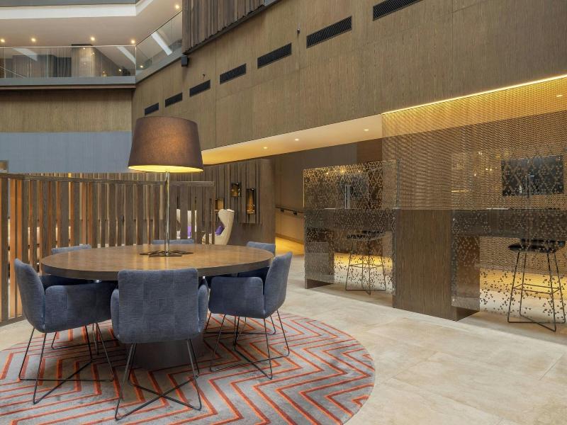 Sheraton Grand Tbilisi Metechi Palace image