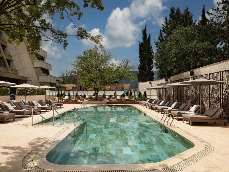 Sheraton Grand Tbilisi Metechi Palace image