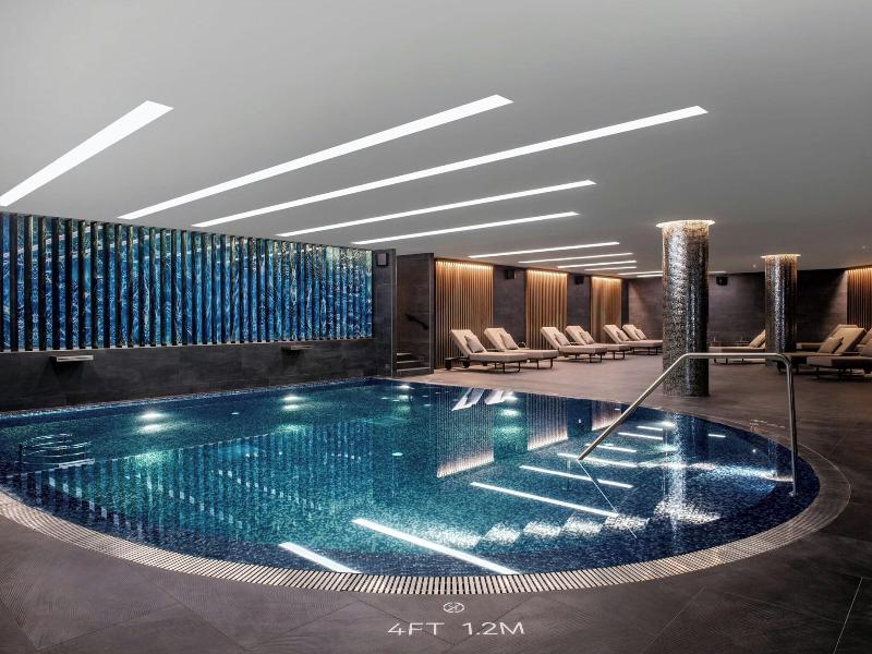 Sheraton Grand Tbilisi Metechi Palace image