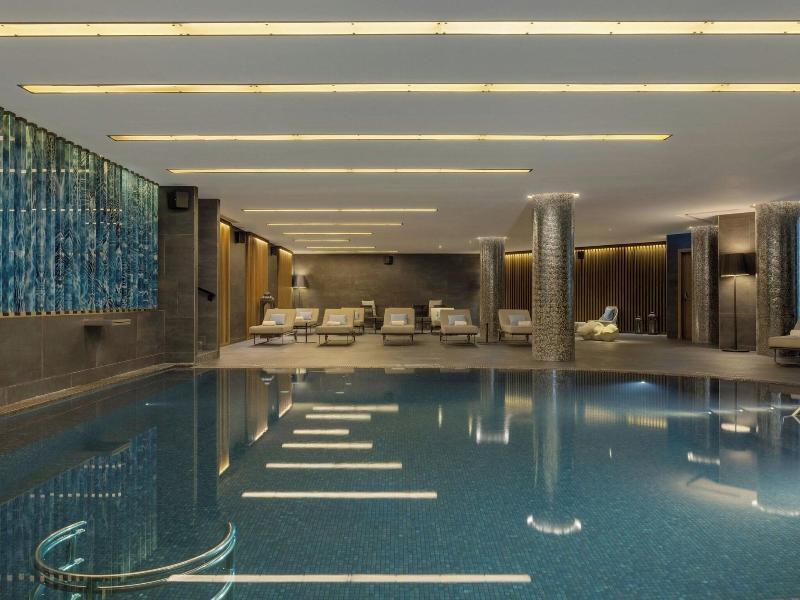 Sheraton Grand Tbilisi Metechi Palace image