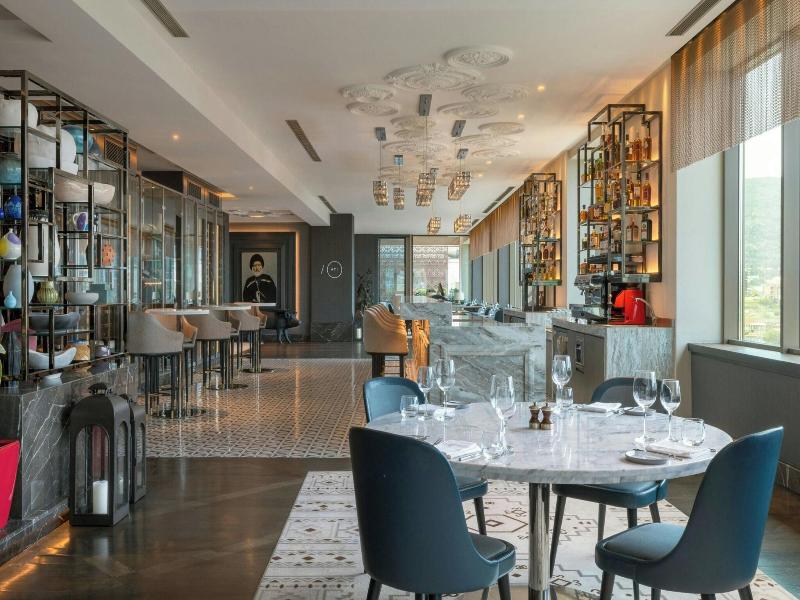 Sheraton Grand Tbilisi Metechi Palace image