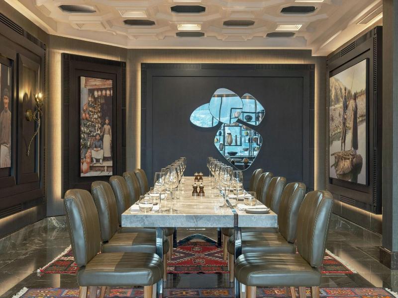Sheraton Grand Tbilisi Metechi Palace image