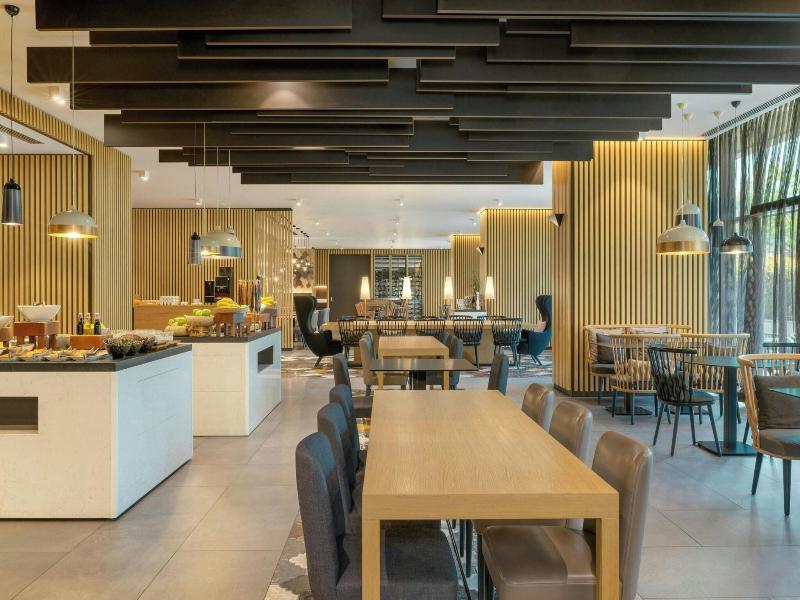 Sheraton Grand Tbilisi Metechi Palace image