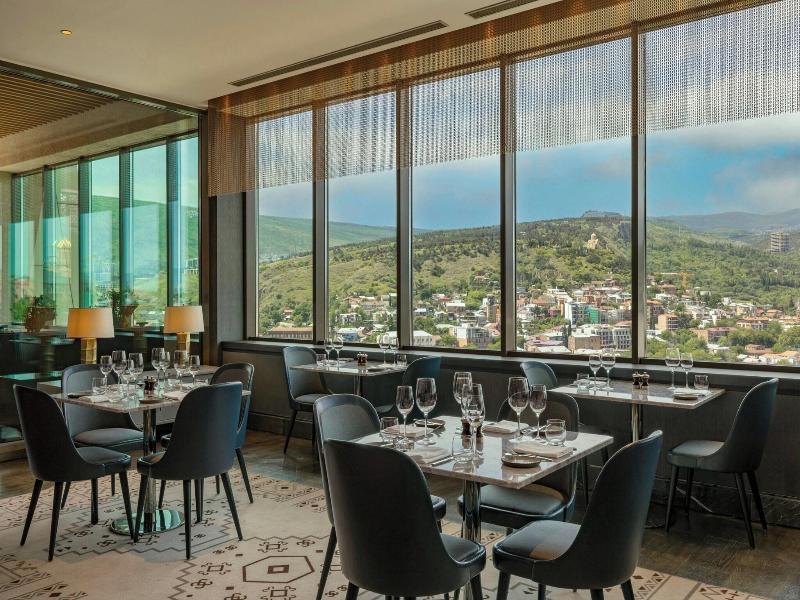 Sheraton Grand Tbilisi Metechi Palace image