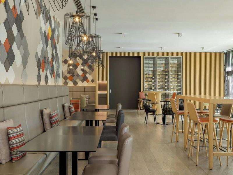 Sheraton Grand Tbilisi Metechi Palace image