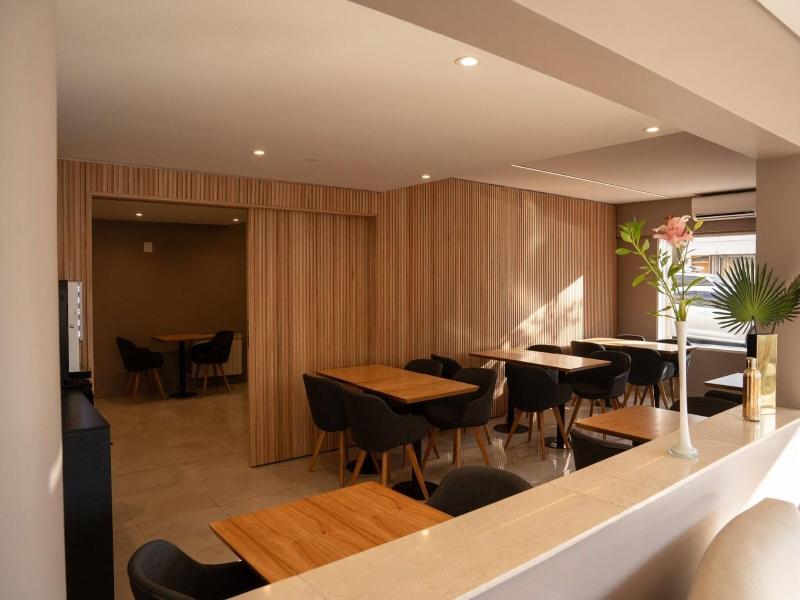 Urbana Suites image