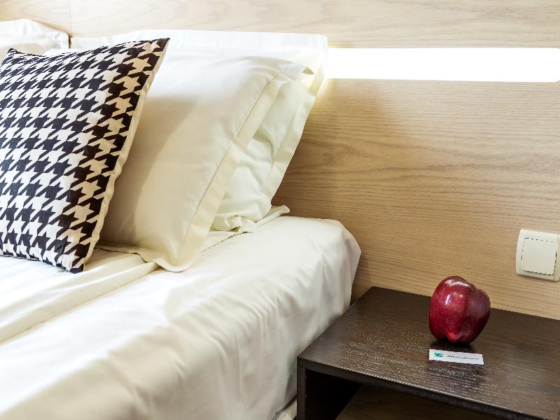 City Avenue Hotel image