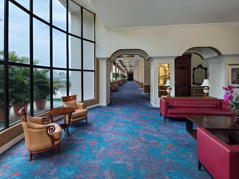 Sheraton Presidente image