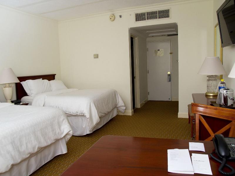 Sheraton Presidente image