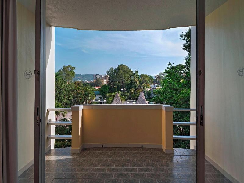 Sheraton Presidente image