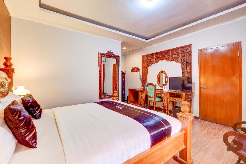 OYO 90000 Adya Nalendra Boutique Hotel