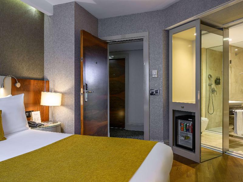 Ramada By Wyndham Istanbul Grand Bazaar image