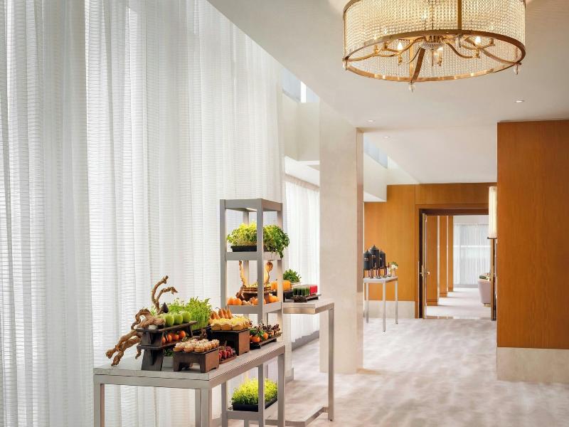 The Ritz-Carlton, Toronto image