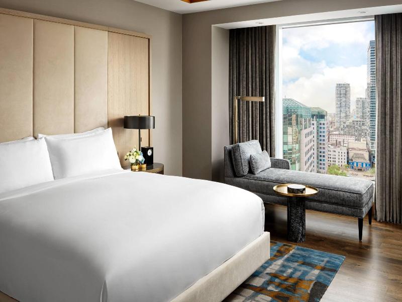 The Ritz-Carlton, Toronto image