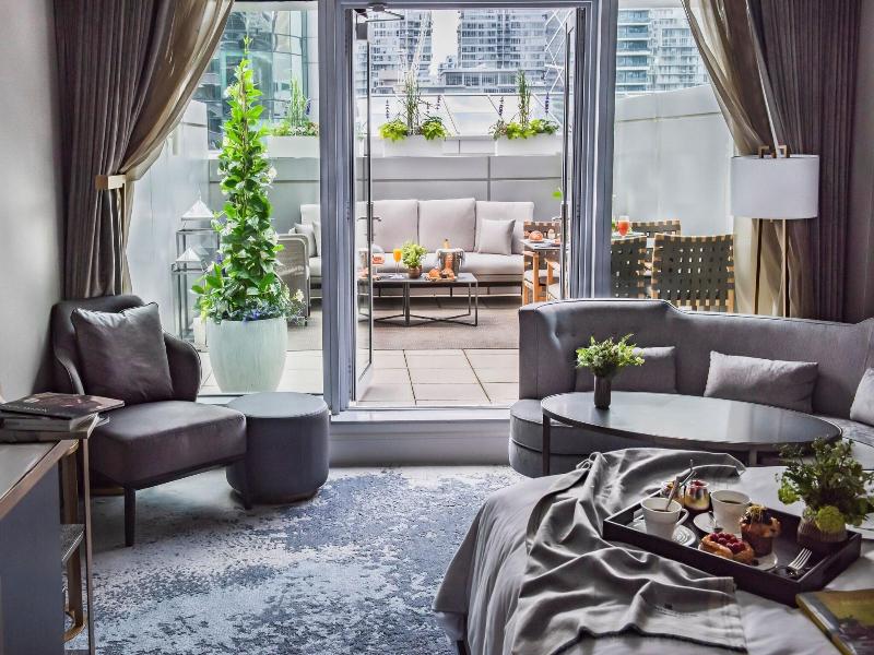 The Ritz-Carlton, Toronto image
