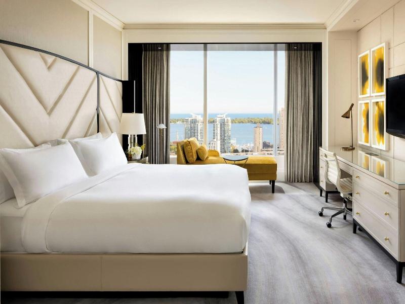 The Ritz-Carlton, Toronto image
