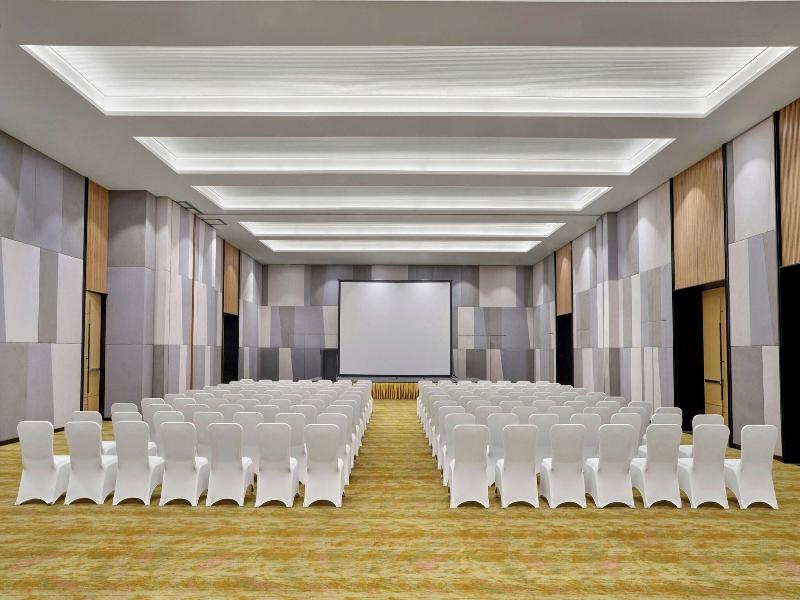 Sheraton Hanoi West image