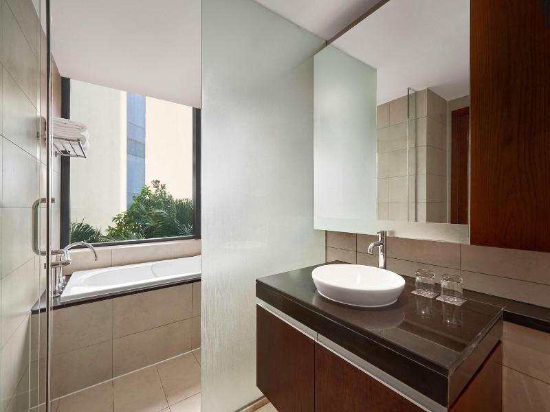 Sheraton Hanoi West image
