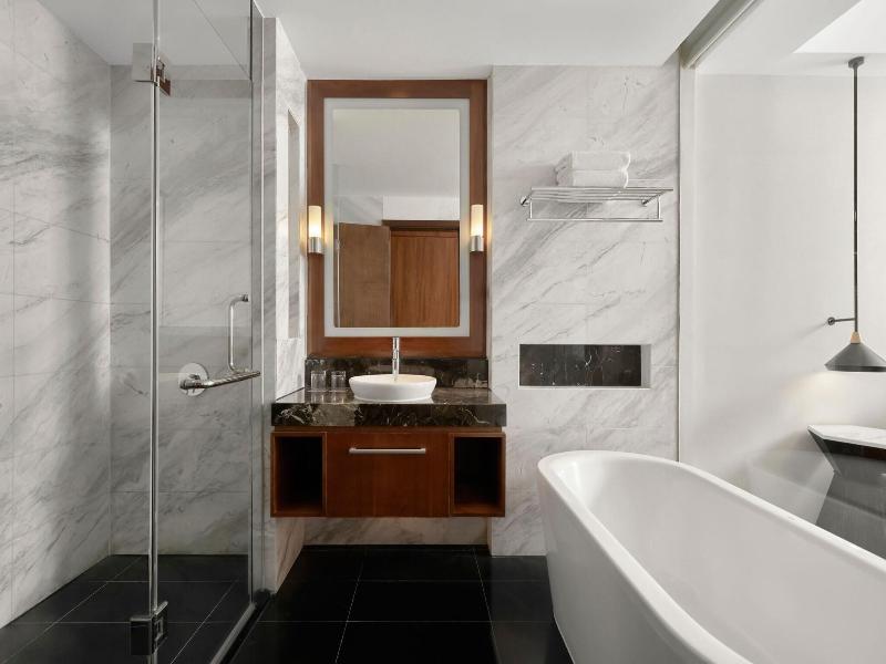 Sheraton Hanoi West image