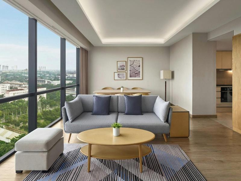 Sheraton Hanoi West image