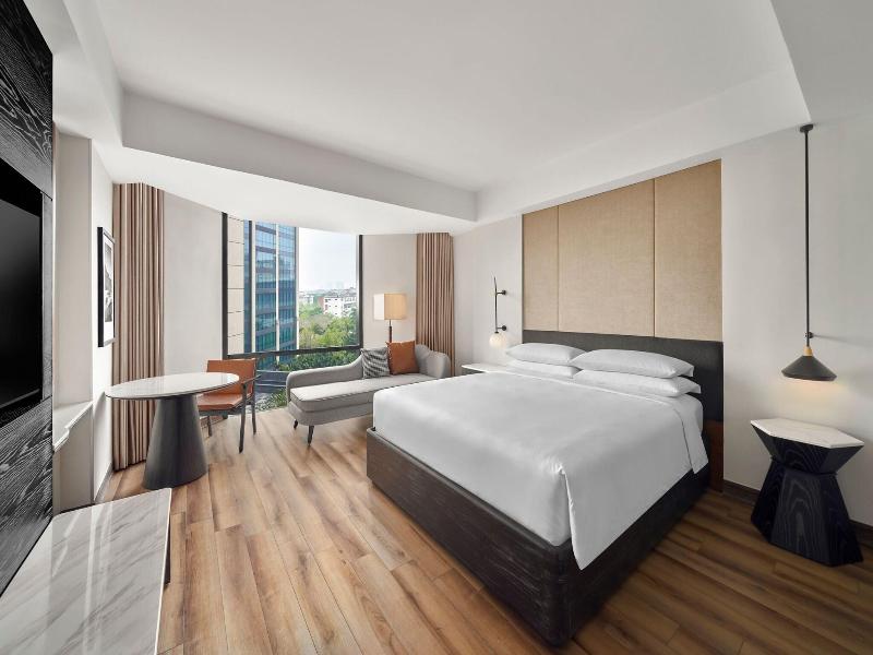 Sheraton Hanoi West image