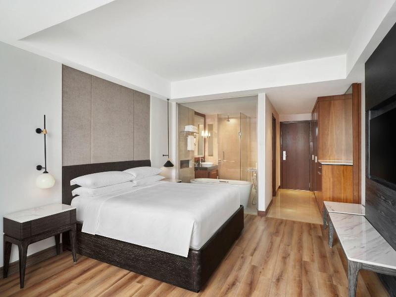 Sheraton Hanoi West image