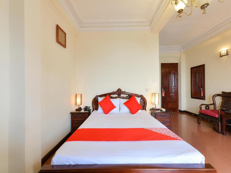 Lucky 2 Hotel image