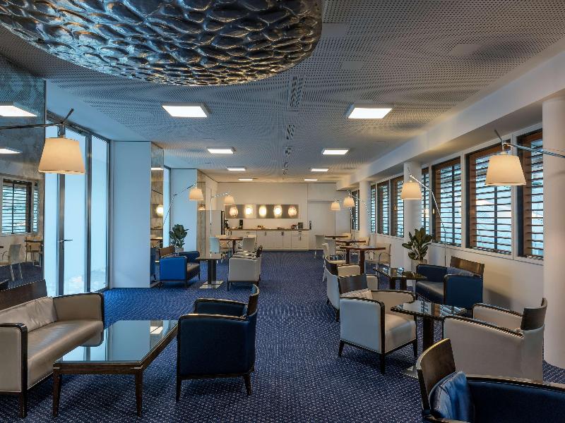 Hilton Geneva Hotel & Conference Centre — exterior view