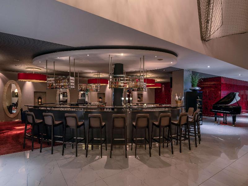 Hilton Geneva Hotel & Conference Centre image