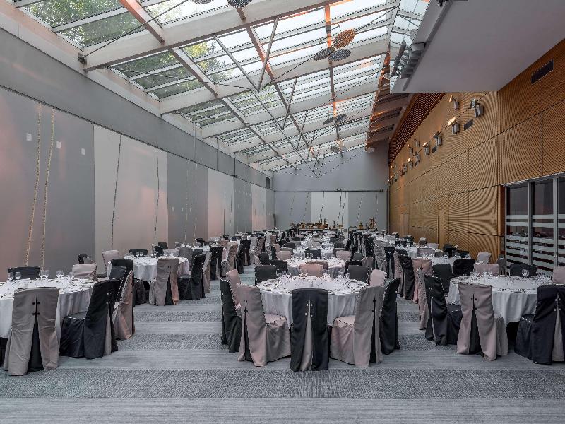 Hilton Geneva Hotel & Conference Centre image