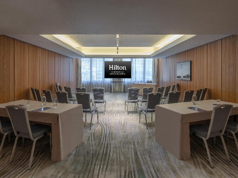 Hilton Geneva Hotel & Conference Centre image