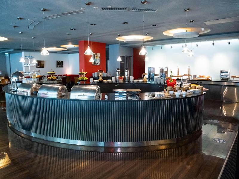 Hilton Geneva Hotel & Conference Centre image