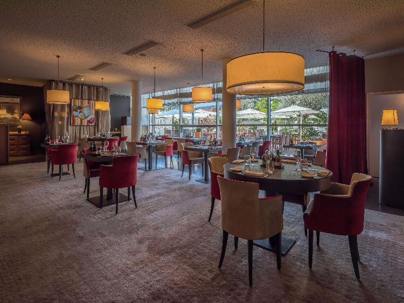 Hilton Geneva Hotel & Conference Centre image