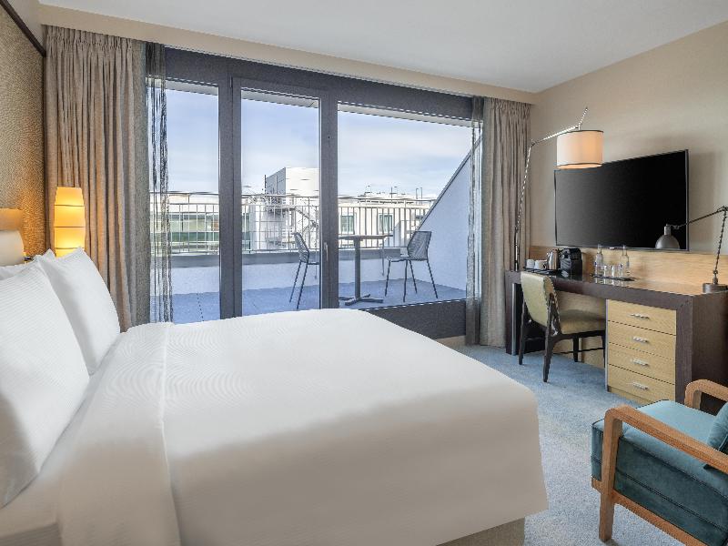 Hilton Geneva Hotel & Conference Centre image